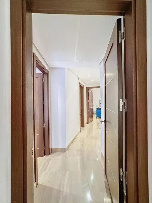 Apartamento De 3 Dormitorios En Bahia De La Plata Estepona España